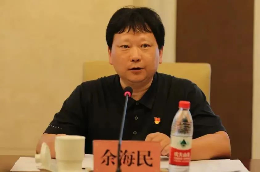 崇外商會聯(lián)合黨委書記、商會會長丁一參加崇外街道黨建協(xié)調(diào)委員會全體會議并代表成員單位進行發(fā)言